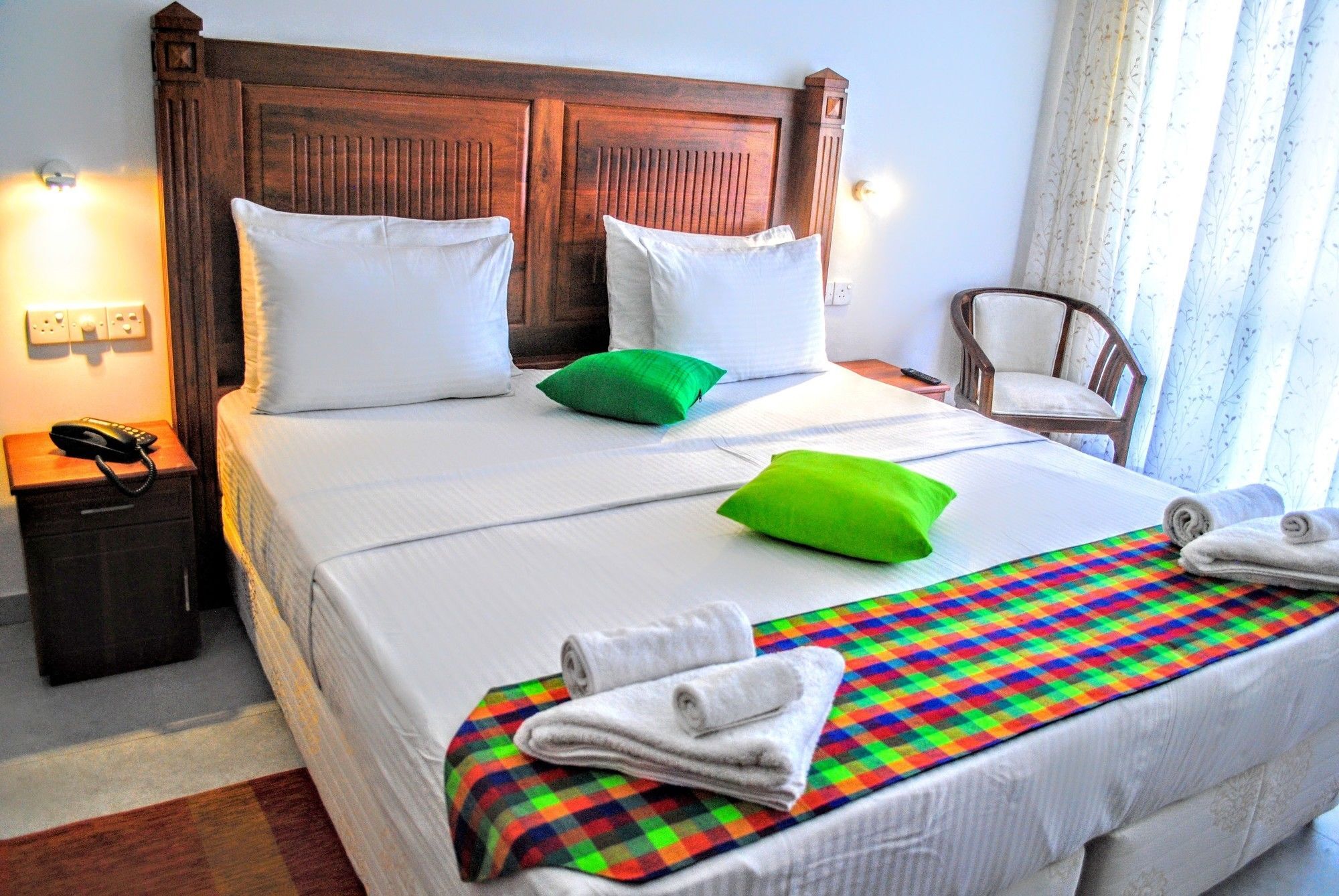 Hotel Yo Канди Екстериор снимка